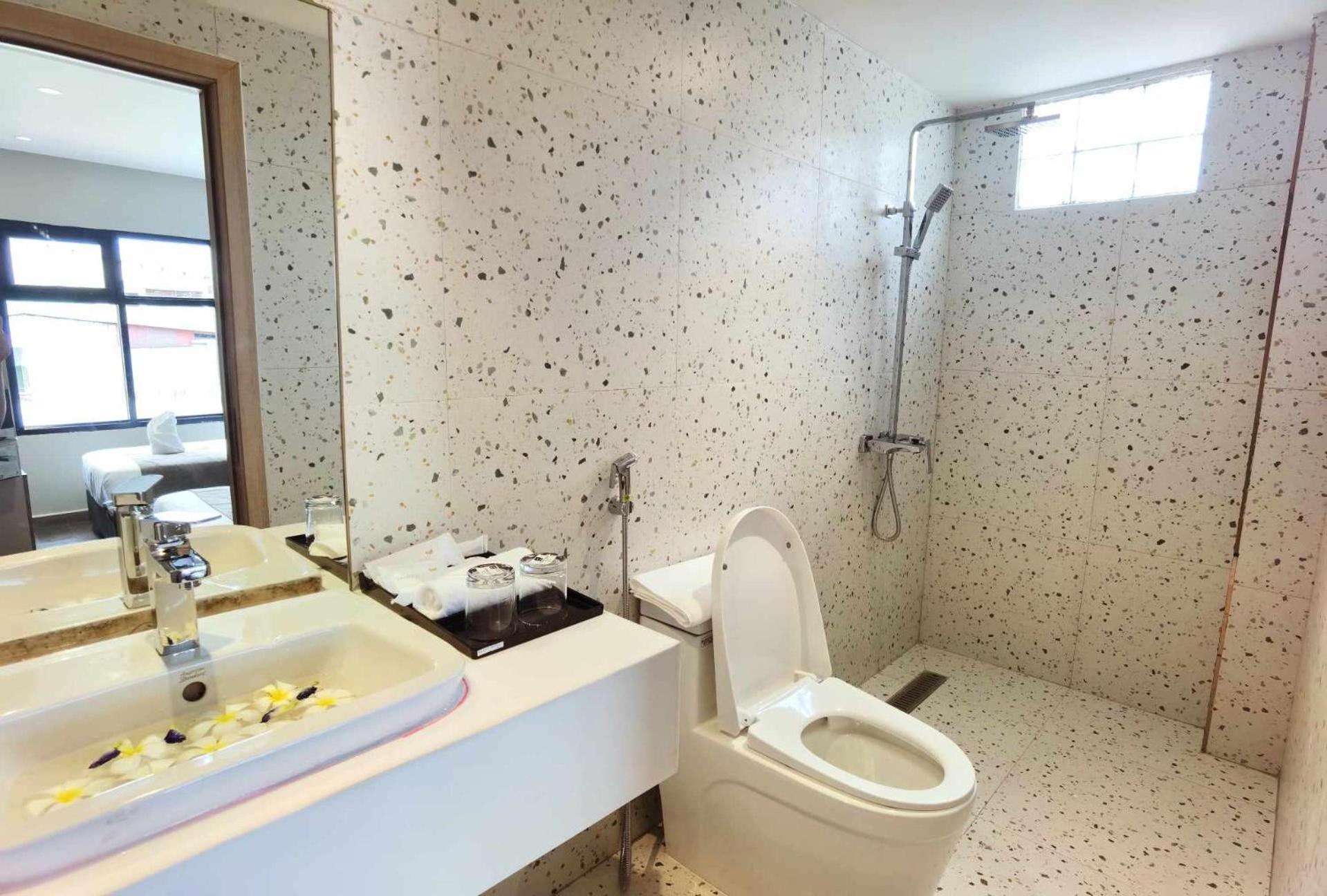 Lucie Hotel Viêng Chăn Ngoại thất bức ảnh